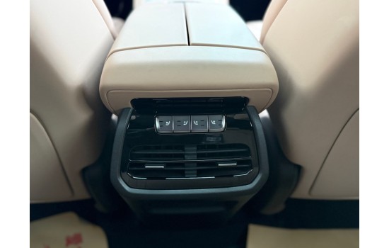 Denza N7 EV, пробіг 15 тисяч км